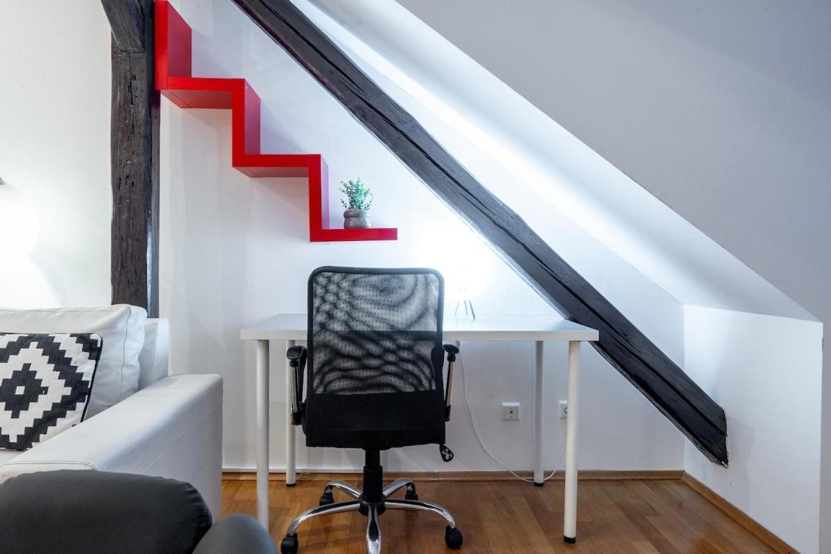 Modern Apartment Centrally Located Zagreb Bagian luar foto