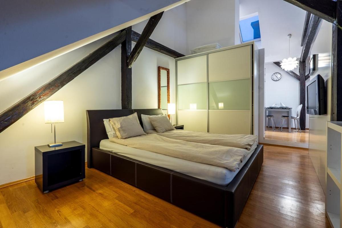 Modern Apartment Centrally Located Zagreb Bagian luar foto