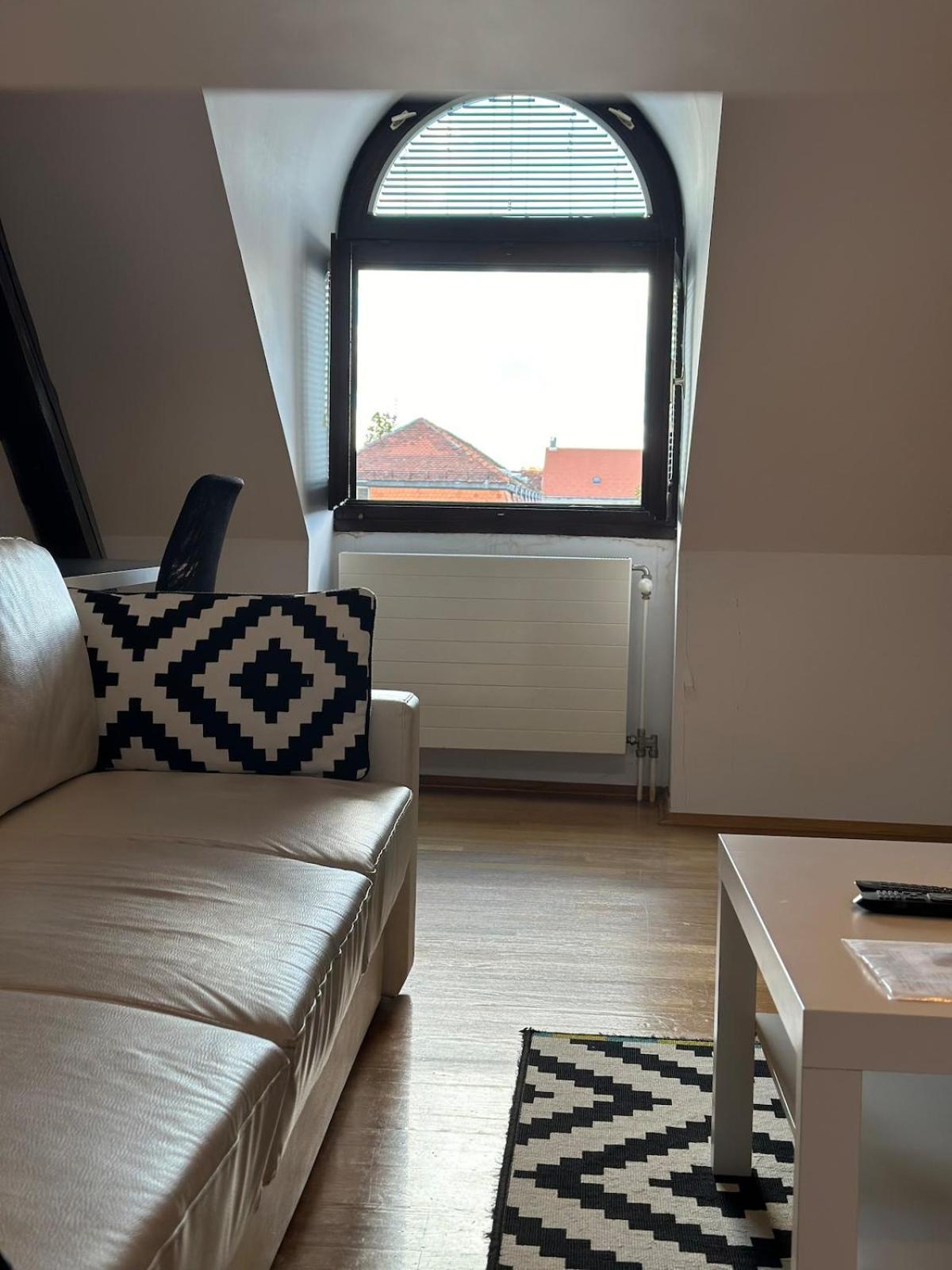 Modern Apartment Centrally Located Zagreb Bagian luar foto
